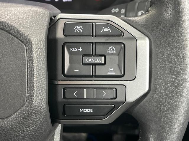 ランドクルーザー250 VX 4WD 12.3インチディスプレイ サンルーフ 7人乗 全周囲カメラ セーフティセンス レーダークルーズ 禁煙車 パワーバックドア パワーシート シートエアコン 黒革シート ETC LEDヘッド(7枚目)