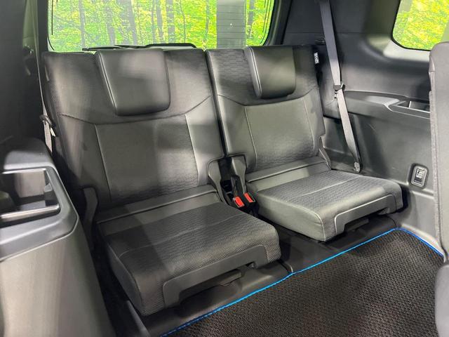 ランドクルーザー250 VX 4WD 12.3インチディスプレイ サンルーフ 7人乗 全周囲カメラ セーフティセンス レーダークルーズ 禁煙車 パワーバックドア パワーシート シートエアコン 黒革シート ETC LEDヘッド(11枚目)