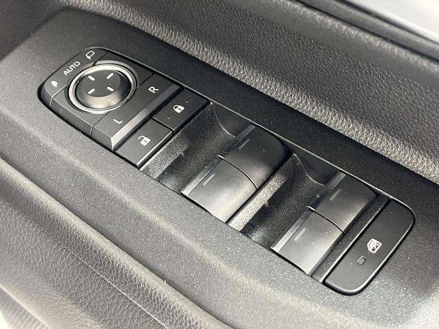 ランドクルーザー250 VX 4WD 12.3インチディスプレイ サンルーフ 7人乗 全周囲カメラ セーフティセンス レーダークルーズ 禁煙車 パワーバックドア パワーシート シートエアコン 黒革シート ETC LEDヘッド(39枚目)