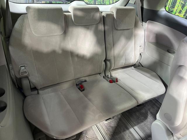 エスティマハイブリッド Ｘ　４ＷＤ　純正ナビ　両側電動ドア　バックカメラ　スマートキー　ＨＩＤヘッド　クルコン　純正１７インチアルミ　オートライト　オートエアコン　Ｂｌｕｅｔｏｏｔｈ　フルセグ　ＨＩＤフォグ（10枚目）