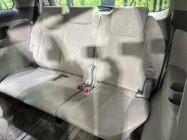 エスティマハイブリッド Ｘ　４ＷＤ　純正ナビ　両側電動ドア　バックカメラ　スマートキー　ＨＩＤヘッド　クルコン　純正１７インチアルミ　オートライト　オートエアコン　Ｂｌｕｅｔｏｏｔｈ　フルセグ　ＨＩＤフォグ（34枚目）