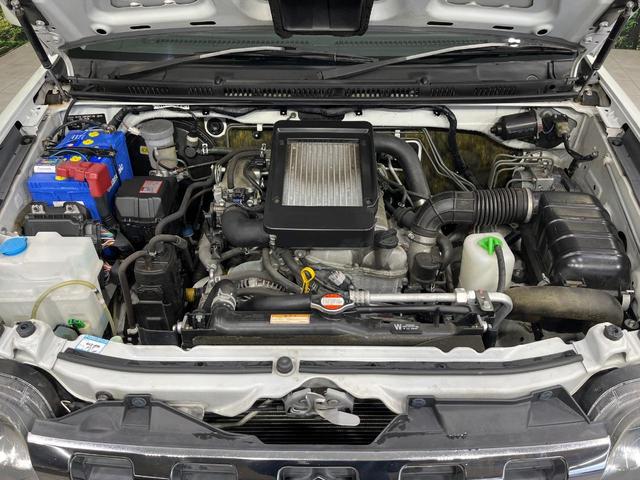 ジムニー ランドベンチャー　４ＷＤ　ＳＤナビ　ターボ　ＬＥＤヘッド　ドラレコ　ＥＴＣ　シートヒーター　純正１６インチアルミ　Ｂｌｕｅｔｏｏｔｈ　フルセグ　キーレスエントリー　電動格納ミラー（19枚目）