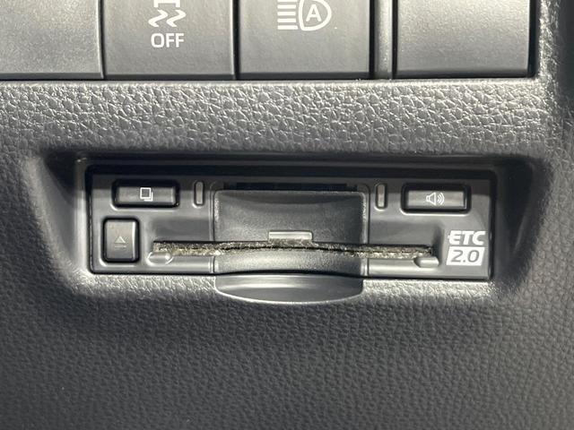 ハリアーハイブリッド Ｇ　４ＷＤ　１２．３インチディスプレイ　フルエアロ　バックカメラ　レーダークルーズ　電動リアゲート　パワーシート　コーナーセンサー　ＬＥＤヘッド　ＥＴＣ２．０　純正１８インチアルミ（37枚目）