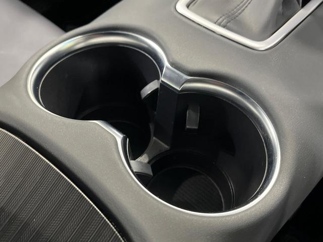 ハリアーハイブリッド Ｇ　４ＷＤ　１２．３インチディスプレイ　フルエアロ　バックカメラ　レーダークルーズ　電動リアゲート　パワーシート　コーナーセンサー　ＬＥＤヘッド　ＥＴＣ２．０　純正１８インチアルミ（55枚目）