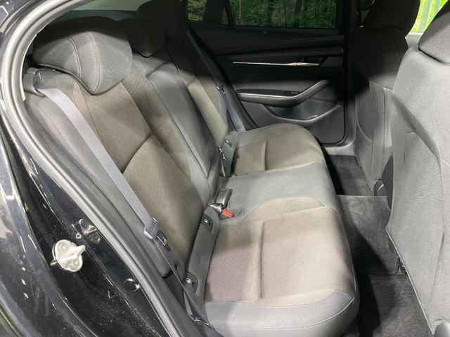 ＭＡＺＤＡ３セダン １５Ｓ　ツーリング　４ＷＤ　マツダコネクトナビ　全周囲カメラ　レーダークルーズ　コーナーセンサー　スマートキー　ＬＥＤヘッド　ビルトインＥＴＣ　純正１８インチアルミ　オートハイビーム　オートライト　デュアルエアコン（10枚目）