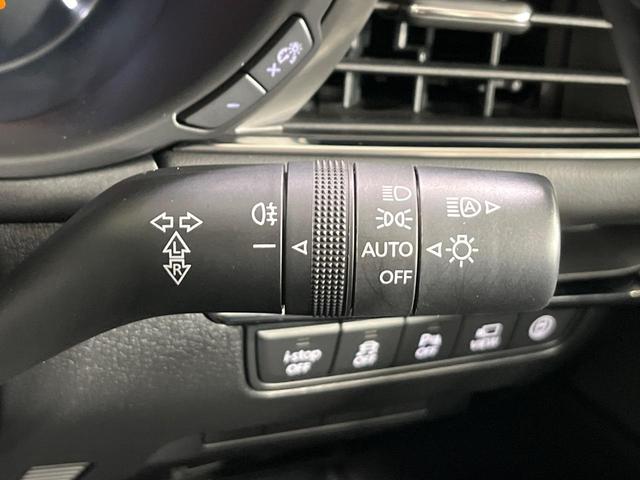 ＭＡＺＤＡ３セダン １５Ｓ　ツーリング　４ＷＤ　マツダコネクトナビ　全周囲カメラ　レーダークルーズ　コーナーセンサー　スマートキー　ＬＥＤヘッド　ビルトインＥＴＣ　純正１８インチアルミ　オートハイビーム　オートライト　デュアルエアコン（27枚目）