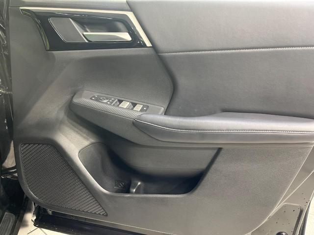 アウトランダーＰＨＥＶ ブラックエディション　４ＷＤ　マルチアラウンドモニタ　ｅ－Ａｓｓｉｓｔ　マイパイロット　禁煙車　電動リアゲート　ハーフレザーシート　前席シートヒーター　ドラレコ　ＥＴＣ　コーナーセンサー　スマートキー　ＬＥＤヘッド（33枚目）