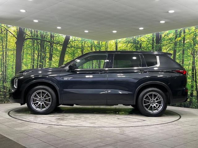 アウトランダーＰＨＥＶ ブラックエディション　４ＷＤ　マルチアラウンドモニタ　ｅ－Ａｓｓｉｓｔ　マイパイロット　禁煙車　電動リアゲート　ハーフレザーシート　前席シートヒーター　ドラレコ　ＥＴＣ　コーナーセンサー　スマートキー　ＬＥＤヘッド（39枚目）