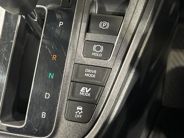 ノア ハイブリッドＸ　４ＷＤ　ＳＤナビ　両側電動スライドドア　トヨタセーフティセンス　後席モニター　バックカメラ　寒冷地仕様　レーダークルーズ　スマートキー　ＬＥＤヘッド　ビルトインＥＴＣ　純正１６インチアルミ（59枚目）