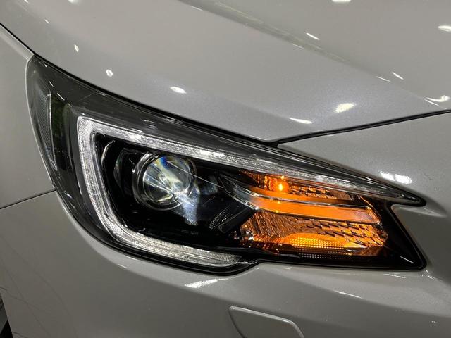 レガシィＢ４ リミテッド　４ＷＤ　ダイアトーンサウンドナビ　バックカメラ　禁煙車　衝突被害軽減ブレーキ　レーダクルーズ　黒革シート　メモリー機能付パワーシート　ＥＴＣ　ドライブレコーダー　シートヒーター　フルセグ（12枚目）
