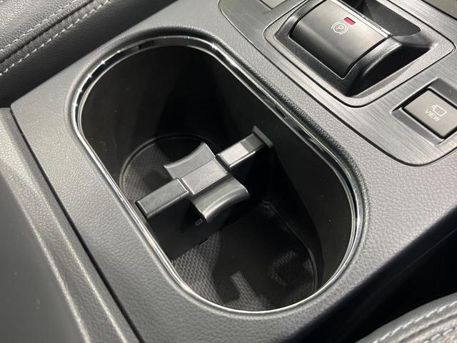 レガシィＢ４ リミテッド　４ＷＤ　ダイアトーンサウンドナビ　バックカメラ　禁煙車　衝突被害軽減ブレーキ　レーダクルーズ　黒革シート　メモリー機能付パワーシート　ＥＴＣ　ドライブレコーダー　シートヒーター　フルセグ（40枚目）
