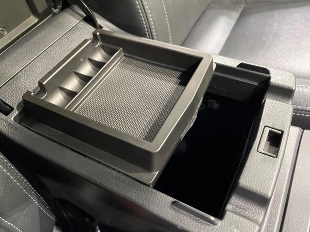 レガシィＢ４ リミテッド　４ＷＤ　ダイアトーンサウンドナビ　バックカメラ　禁煙車　衝突被害軽減ブレーキ　レーダクルーズ　黒革シート　メモリー機能付パワーシート　ＥＴＣ　ドライブレコーダー　シートヒーター　フルセグ（42枚目）