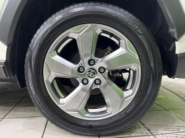 ＲＡＶ４ Ｇ　４ＷＤ　純正９型ナビ　バックカメラ　セーフティセンス　レーダークルーズ　禁煙車　電動リアゲート　前席シートヒーター　合皮レザーシート　ステアリングヒーター　　ドラレコ　ＥＴＣ　純正１８インチアルミ（65枚目）