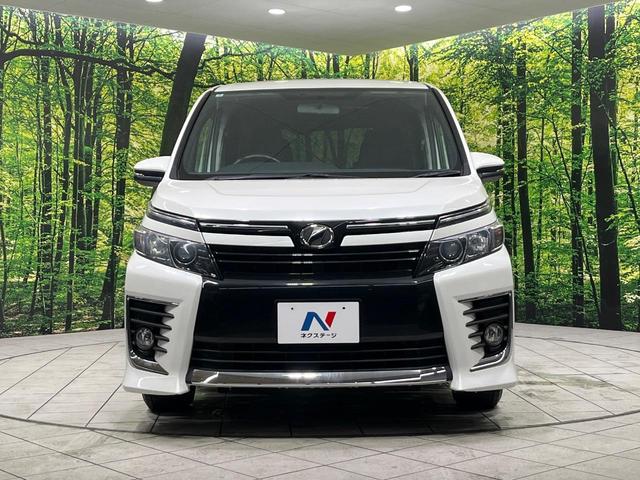 ヴォクシー ＺＳ　４ＷＤ　純正ＨＤＤナビ　バックカメラ　寒冷地仕様　セーフティセンス　禁煙車　スマートキー　ＬＥＤヘッド　ビルトインＥＴＣ　純正１６インチアルミ　オートライト　デュアルエアコン（16枚目）