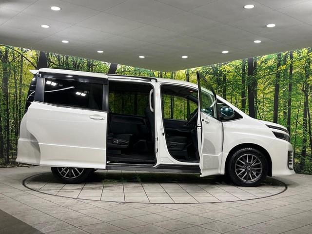 ヴォクシー ＺＳ　４ＷＤ　純正ＨＤＤナビ　バックカメラ　寒冷地仕様　セーフティセンス　禁煙車　スマートキー　ＬＥＤヘッド　ビルトインＥＴＣ　純正１６インチアルミ　オートライト　デュアルエアコン（33枚目）