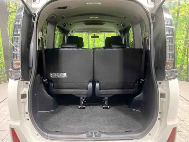 ヴォクシー ＺＳ　４ＷＤ　純正ＨＤＤナビ　バックカメラ　寒冷地仕様　セーフティセンス　禁煙車　スマートキー　ＬＥＤヘッド　ビルトインＥＴＣ　純正１６インチアルミ　オートライト　デュアルエアコン（35枚目）