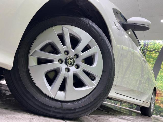 プリウス Ｓ　４ＷＤ　ＳＤナビ　バックカメラ　寒冷地仕様　衝突被害軽減システム　ドラレコ　スマートキー　ＬＥＤヘッド　クルコン　オートハイビーム　オートライト　オートエアコン　Ｂｌｕｅｔｏｏｔｈ　ＣＤ　ＤＶＤ再生（14枚目）