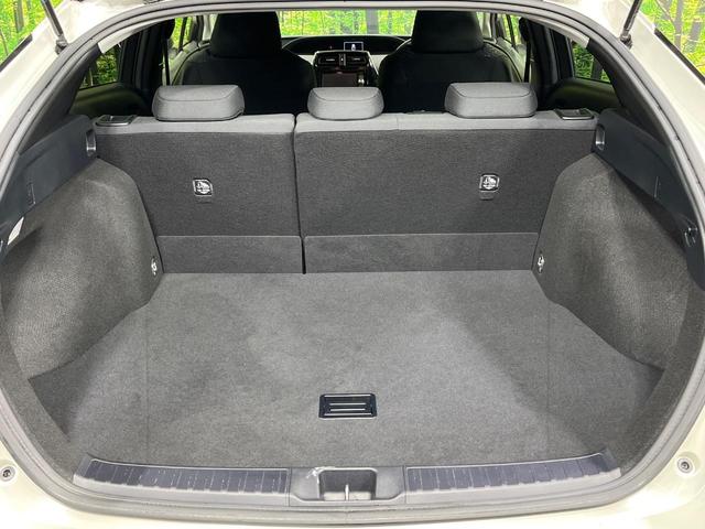 プリウス Ｓ　４ＷＤ　ＳＤナビ　バックカメラ　寒冷地仕様　衝突被害軽減システム　ドラレコ　スマートキー　ＬＥＤヘッド　クルコン　オートハイビーム　オートライト　オートエアコン　Ｂｌｕｅｔｏｏｔｈ　ＣＤ　ＤＶＤ再生（30枚目）