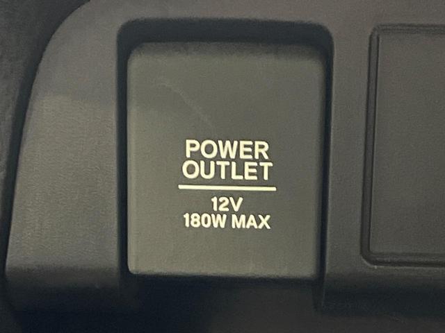 フィット ｅ：ＨＥＶベーシック　４ＷＤ　禁煙車　ＳＤナビ　Ｂｌｕｅｔｏｏｔｈ再生　バックカメラ　ホンダセンシング　アダプティブクルーズ　寒冷地仕様　ドライブレコーダー　ＬＥＤヘッド　ＥＴＣ　スマートキー　電子パーキングブレーキ（39枚目）