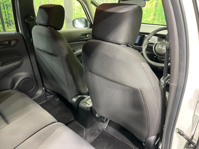 フィット ｅ：ＨＥＶベーシック　４ＷＤ　禁煙車　ＳＤナビ　Ｂｌｕｅｔｏｏｔｈ再生　バックカメラ　ホンダセンシング　アダプティブクルーズ　寒冷地仕様　ドライブレコーダー　ＬＥＤヘッド　ＥＴＣ　スマートキー　電子パーキングブレーキ（48枚目）