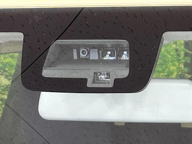 ジムニー ＸＣ　４ＷＤ　禁煙車　ターボ　セーフティサポート　クルーズコントロール　シートヒーター　スマートキー　ＬＥＤヘッド　オートハイビーム　ステアリングスイッチ　オートエアコン　純正１６インチアルミ（3枚目）