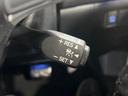 【レーダークルーズコントロール】高速道路での長距離走行が楽に!!自動で速度を保つクルーズコントロールが、衝突軽減システムと連携し、前方の車両を感知して車間を保つように速度調節してくれます!!