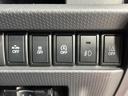 【スズキ デュアルカメラ ブレーキサポート】走行中に前方の車両等を認識し、衝突しそうな時は警報とブレーキで衝突回避と被害軽減をアシスト。より安全にドライブをお楽しみいただけます。
