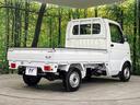 ＫＣ　４ＷＤ　禁煙車　ＣＤ・ＤＶＤ再生　高低速２段階式５ＭＴ　サンバイザー（運転席／助手席）　エアバックセット（12枚目）