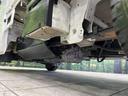 ＫＣ　４ＷＤ　禁煙車　ＣＤ・ＤＶＤ再生　高低速２段階式５ＭＴ　サンバイザー（運転席／助手席）　エアバックセット（15枚目）