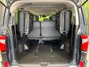 後席を格納すると、これだけの広さが!シーンに合わせたシートアレンジで、大きな荷物も積むことが出来ます♪