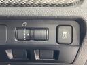 Ｘ－ブレイク　４ＷＤ　ＳＤナビ　バックカメラ　アイサイトＶｅｒ２（運転支援システム）　全車速追従機能付クルーズコントロール　ＥＴＣ　禁煙車　前席シートヒーター　オートライト　シルバールーフレール　ハーフレザーシート（33枚目）