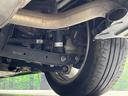 お車を安心してお乗りいただく為には、足回りの定期点検が欠かせません。サービスサポート（有償保証）では無料点検もご提供しており、安心のカーライフをお過ごしいただけるサポート体制が整っています。