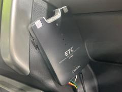 【ＥＴＣ】高速道路の料金所をストレスなく通過！話題のスポットやサービスエリアに多い「スマートIntercooler」利用時は必須のアイテムです。当店でセットアップを実施、ご納車当日からすぐにご利用いただけます！ 5