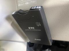 【ＥＴＣ】高速道路の料金所をストレスなく通過！話題のスポットやサービスエリアに多い「スマートIntercooler」利用時は必須のアイテムです。当店でセットアップを実施、ご納車当日からすぐにご利用いただけます！ 7