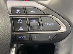 �ڥ졼�������롼������ȥ�����۹�®ƻϩ�Ǥ�Ĺ��Υ���Ԥ��ڤˡ�����ư��®�٤��ݤĥ��롼������ȥ����뤬�����ͷڸ������ƥ��Ϣ�Ȥ��������μ�ξ���Τ��Ƽִ֤��ݤĤ褦��®��Ĵ�ᤷ�Ƥ���ޤ����� 6