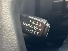 �ڥ졼�������롼������ȥ�����۹�®ƻϩ�Ǥ�Ĺ��Υ���Ԥ��ڤˡ�����ư��®�٤��ݤĥ��롼������ȥ����뤬�����ͷڸ������ƥ��Ϣ�Ȥ��������μ�ξ���Τ��Ƽִ֤��ݤĤ褦��®��Ĵ�ᤷ�Ƥ���ޤ����� 5