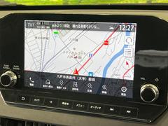 �ڽ��������ʥӡۿ͵��ν����ʥӤ������������ǥ�����ǽ�⽼�¤��Ƥ��ꡢ�£�������������³����Ф������Υ��ޥۤ�ͣУ��ץ쥤�䡼�β��ڤ������ǽ�������α�ž������˳ڤ����ʤ�ޤ����� 3