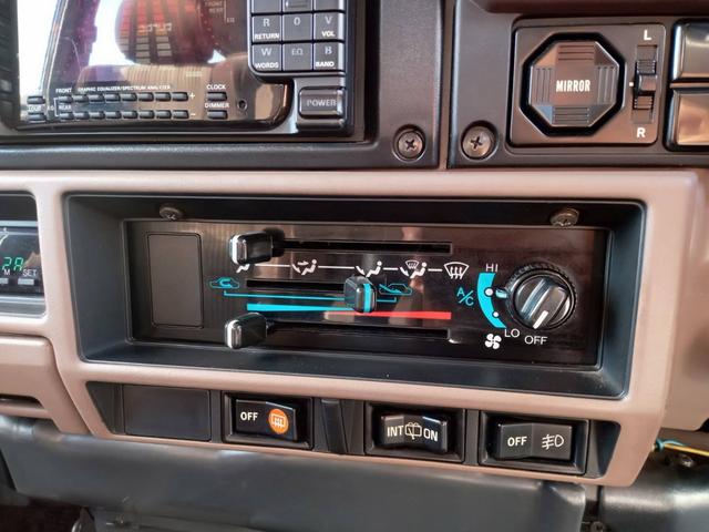 ランドクルーザープラド SX 4WD ディーゼルターボ 5速MT ETC バックソナー ヒッチメンバー センターデフロック プレヒート ヘッドライトウオッチャー フロントフォグ 社外16インチAW(19枚目)