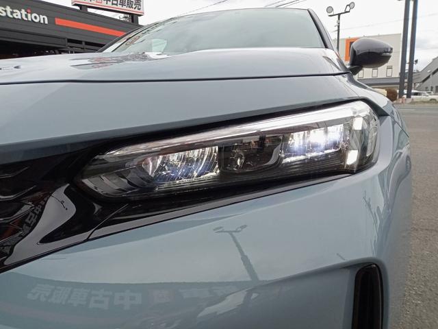 シビック タイプR 1オーナー エアロダイナミクス 専用リアスポイラー/シート/ステアリング ホンダセンシング レーダークルコン 純正コネクトディスプレイナビTV Bカメラ ブレンボ製キャリパー トリプルマフラー(9枚目)