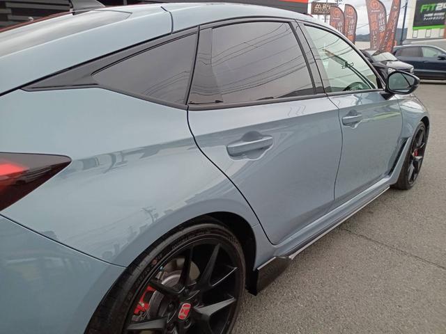 シビック タイプR 1オーナー エアロダイナミクス 専用リアスポイラー/シート/ステアリング ホンダセンシング レーダークルコン 純正コネクトディスプレイナビTV Bカメラ ブレンボ製キャリパー トリプルマフラー(76枚目)