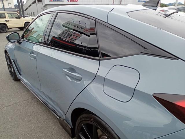 シビック タイプR 1オーナー エアロダイナミクス 専用リアスポイラー/シート/ステアリング ホンダセンシング レーダークルコン 純正コネクトディスプレイナビTV Bカメラ ブレンボ製キャリパー トリプルマフラー(77枚目)