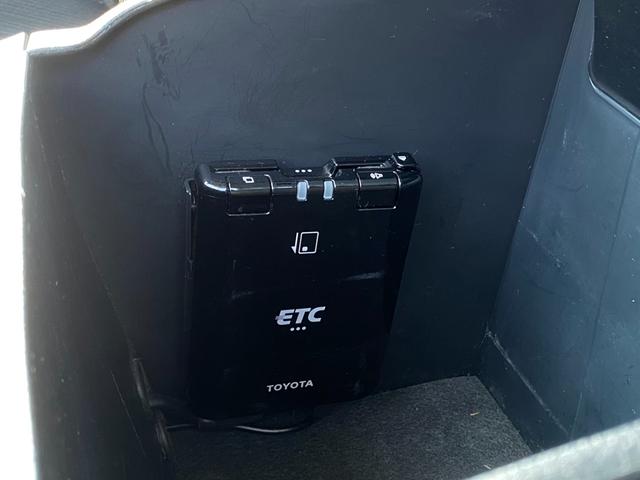 ハイラックス Z プリクラッシュセーフティ レーンアシスト レーダークルーズコントロール 純正ナビ バックカメラ ETC LEDヘッドライト オートライト プッシュスタート 寒冷地仕様 マッドクロス17インチホイール(26枚目)