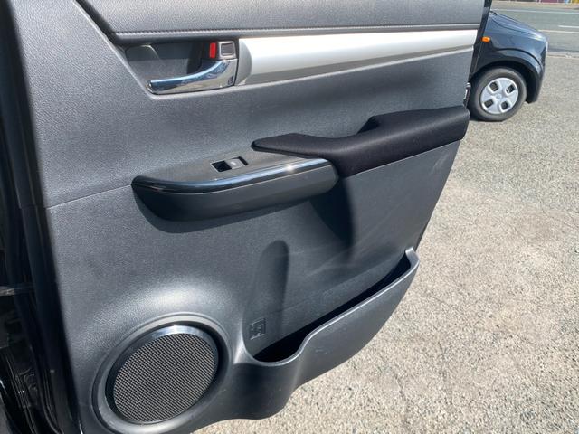 ハイラックス Z プリクラッシュセーフティ レーンアシスト レーダークルーズコントロール 純正ナビ バックカメラ ETC LEDヘッドライト オートライト プッシュスタート 寒冷地仕様 マッドクロス17インチホイール(36枚目)