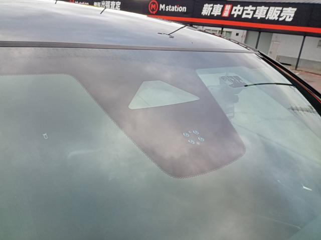 シビック ＥＸ　１オーナー　ホンダセンシング　クリアランスソナー　ＢＳＭ　レーダークルーズコントロール　シートヒーター　ＢＯＳＥスピーカー　純正ナビ　フルセグＴＶ　Ｂカメラ　ワイヤレス充電　ＥＴＣ　純正１８インチＡＷ（12枚目）