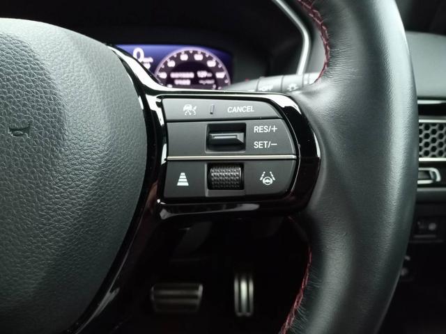 シビック ＥＸ　１オーナー　ホンダセンシング　クリアランスソナー　ＢＳＭ　レーダークルーズコントロール　シートヒーター　ＢＯＳＥスピーカー　純正ナビ　フルセグＴＶ　Ｂカメラ　ワイヤレス充電　ＥＴＣ　純正１８インチＡＷ（16枚目）