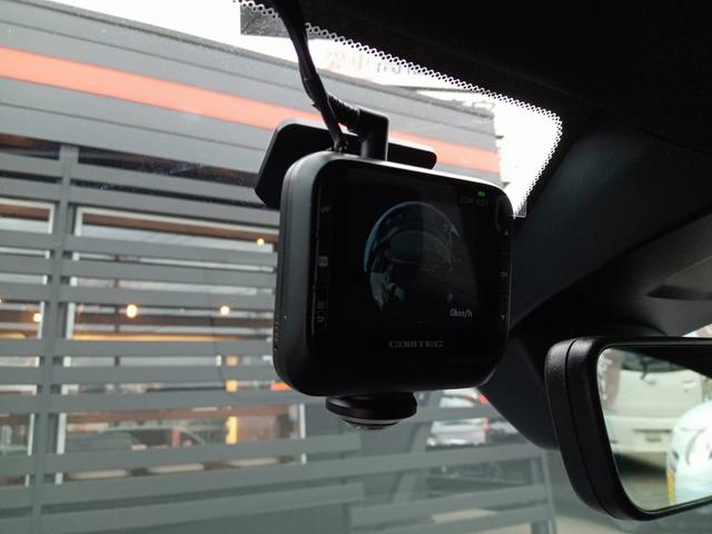 シビック ＥＸ　１オーナー　ホンダセンシング　クリアランスソナー　ＢＳＭ　レーダークルーズコントロール　シートヒーター　ＢＯＳＥスピーカー　純正ナビ　フルセグＴＶ　Ｂカメラ　ワイヤレス充電　ＥＴＣ　純正１８インチＡＷ（24枚目）