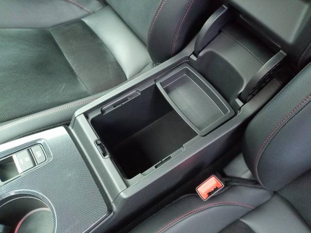 シビック ＥＸ　１オーナー　ホンダセンシング　クリアランスソナー　ＢＳＭ　レーダークルーズコントロール　シートヒーター　ＢＯＳＥスピーカー　純正ナビ　フルセグＴＶ　Ｂカメラ　ワイヤレス充電　ＥＴＣ　純正１８インチＡＷ（41枚目）