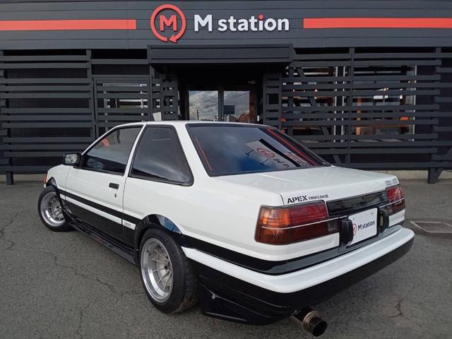 カローラレビン ＧＴ　ＡＰＥＸ　白黒全塗装　タイベル交換済　社外フルエアロ　５次元マフラー　ＢＬＩＴＺ車高調　ＡＰＥＸエアクリ　社外Ｆタワーバー　ビートラッシュＲタワーバー　社外ステアリング　レカロ製セミバケ　トスコ１４インチＡＷ（50枚目）