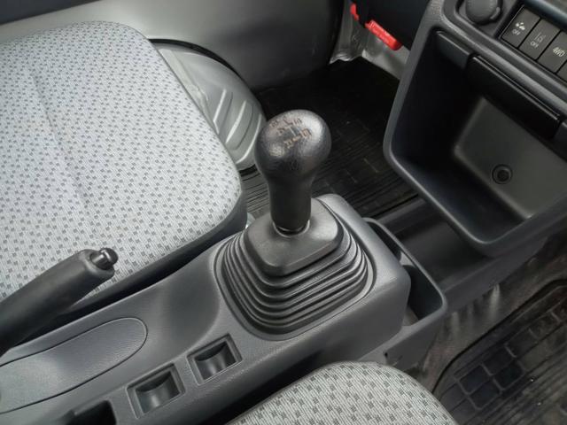 キャリイトラック ＫＣパワステ　１オーナー　スズキデュアルカメラブレーキサポート　パートタイム４ＷＤ　５速ＭＴ　車線逸脱警報　オートライト　横滑り防止　パワステ　ＡＢＳ　禁煙車（11枚目）