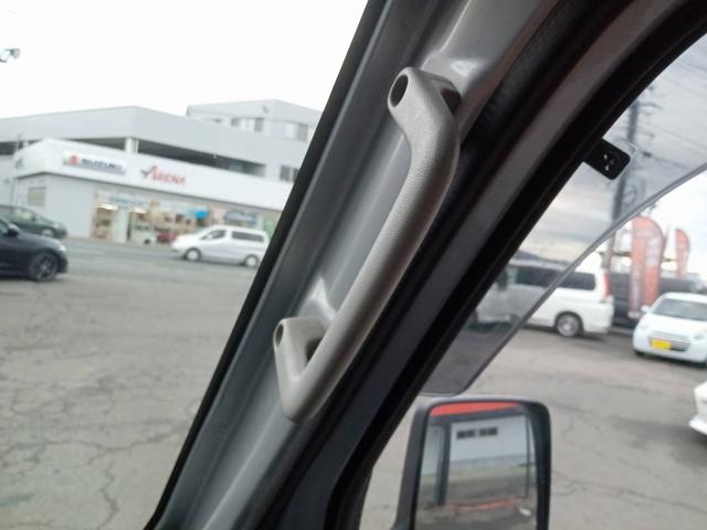 キャリイトラック ＫＣパワステ　１オーナー　スズキデュアルカメラブレーキサポート　パートタイム４ＷＤ　５速ＭＴ　車線逸脱警報　オートライト　横滑り防止　パワステ　ＡＢＳ　禁煙車（16枚目）